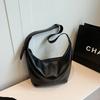 One shoulder oblique span bag women's new model is popular now, dumpling bag women's bag crossbody