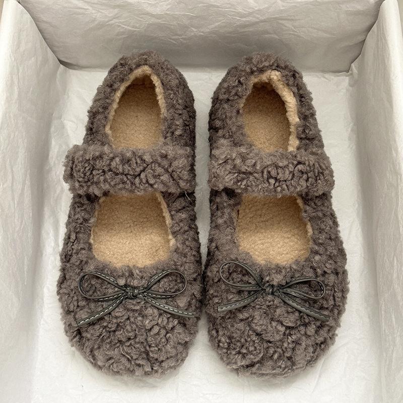

Мода 2025 Пушистые Женские Балетки Комфортные Туфли с Круглым Носком и Мягкой Подошвой Уличные Теплые Туфли из Короткого Плюша Для Зимы 35 серый