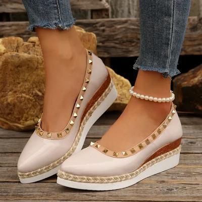 Chaussures compensées tendance pour femmes, nouvelle collection automne 2024, chaussures à plateforme et bout pointu, style décontracté, rivets