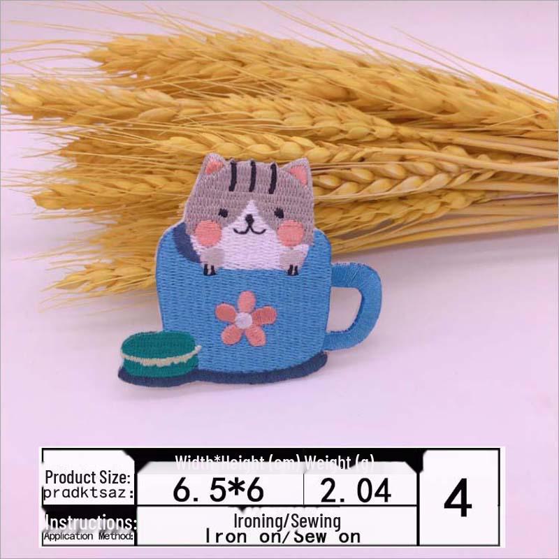 Yixiu Kitten Cartoon Embroidery Patch for Clothing Decoration