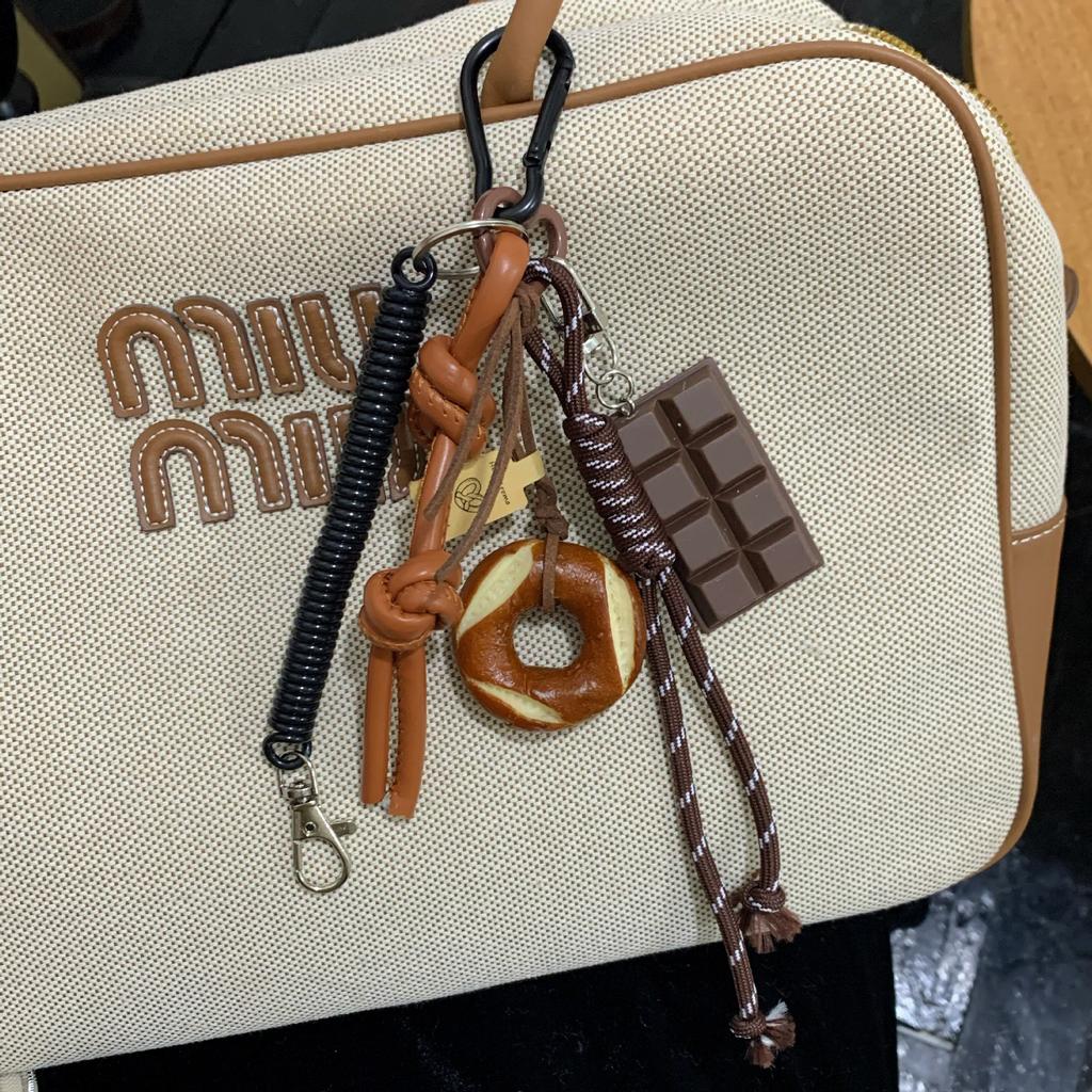 Pingentes para Bolsa Chaveiro Marrom Fofo Pão Alcalino Estilo Coreano Pingente Chaveiro Chocolate Corda de Escalada Montanha Decorativo