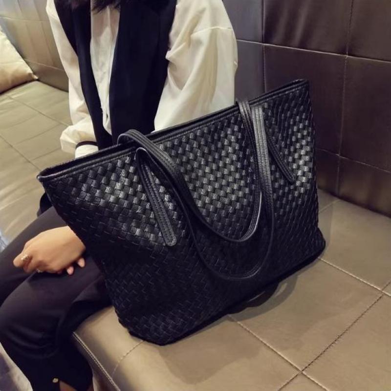 Spring Summer New Fashion Woven Shoulder Handbag Large Tote Bag for Women Crossbody Bag Casual Work Travel