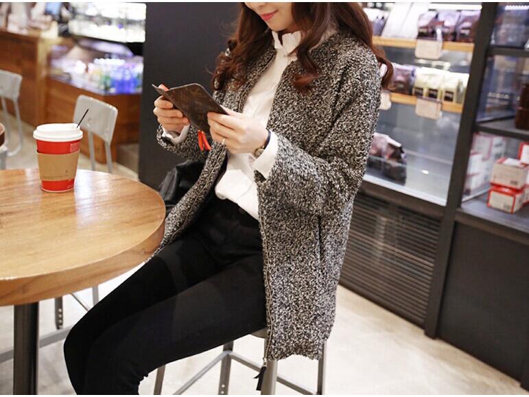 2025 Korean Fashion Women's Slim Long-Sleeved Shirt: Versatile Spring/Fall Top for Female Students