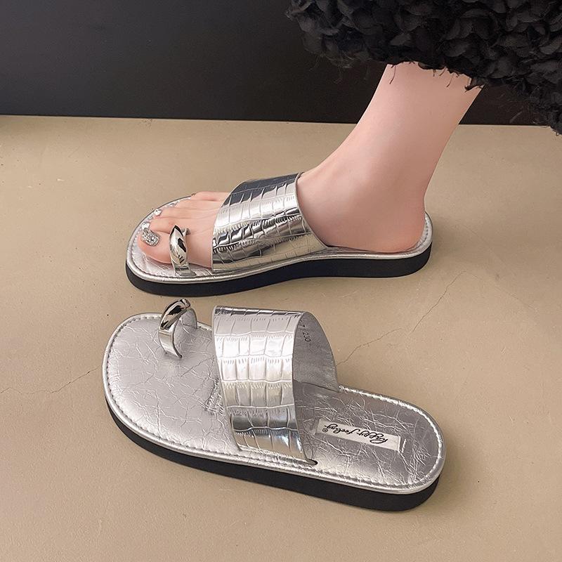 

Summer new European personalized toe flat bottom cool slippers women wear beach sandals soft sole drag 40 срібний