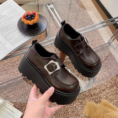 Sapatos fechados – Sapatos fechados