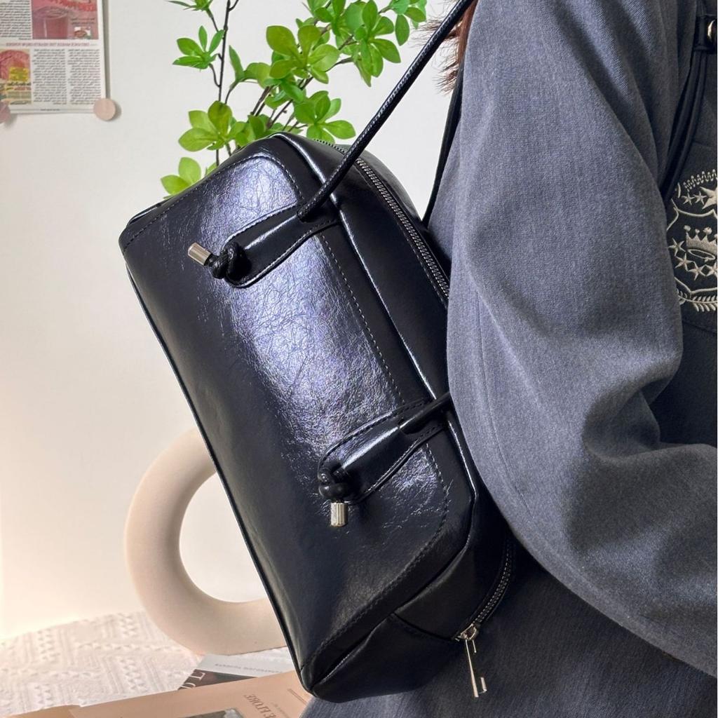 Boston Large Bag for Women, Large Capacity 2024 New Model, High-End Texture, Niche Commuter Shoulder Underarm Pillow Bag