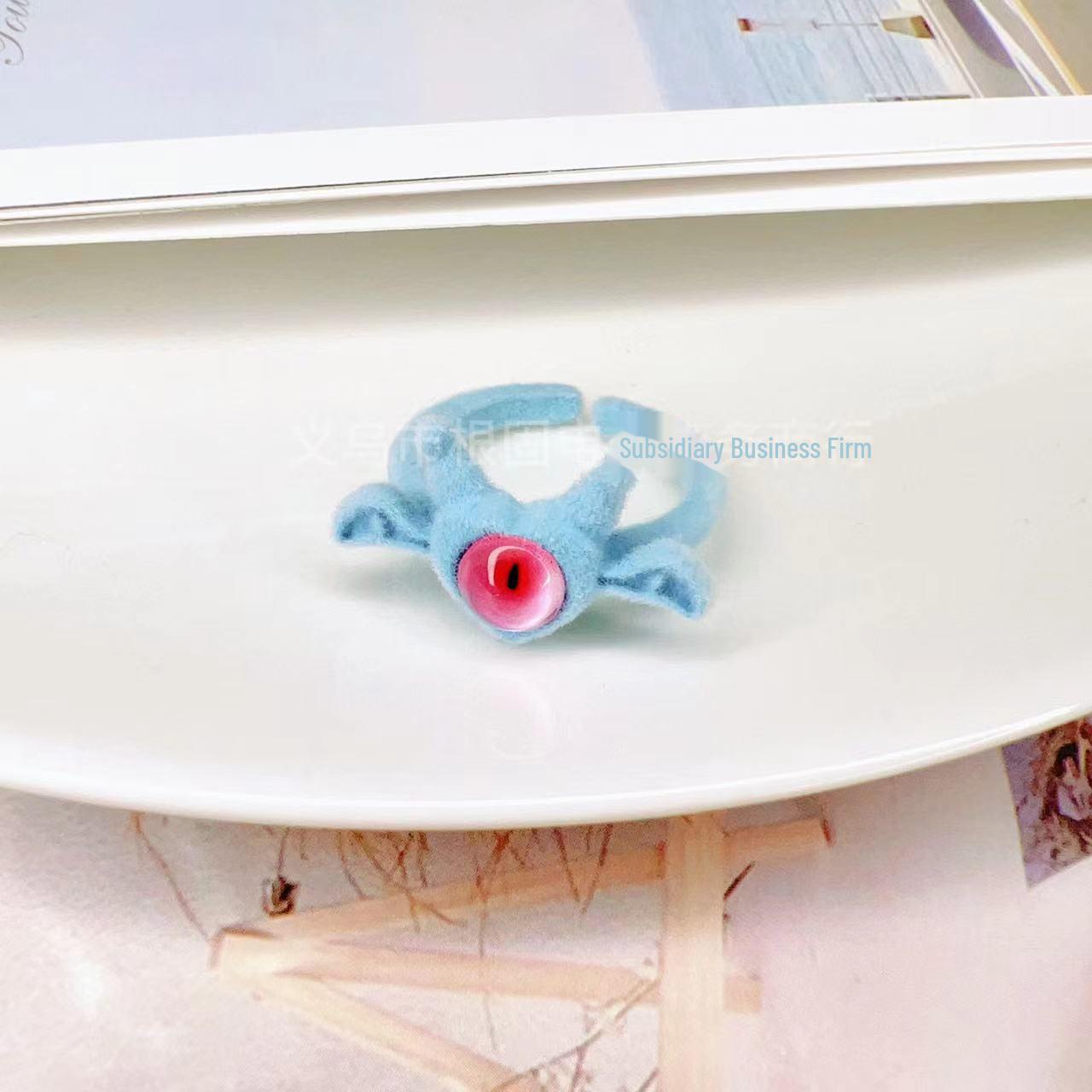 

«Очаровательное кольцо Monster Cat»: Милый, флокированный, открытый, регулируемый, с большими глазами для универсального стиля.