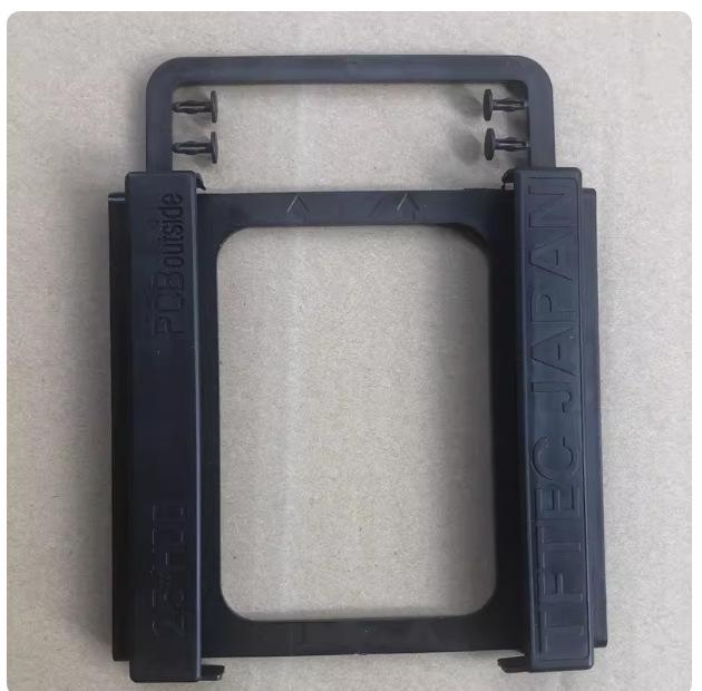 Staffa Metallica Regolabile a Doppio Strato per SSD e Hard Disk da 2,5 a 3,5 Pollici