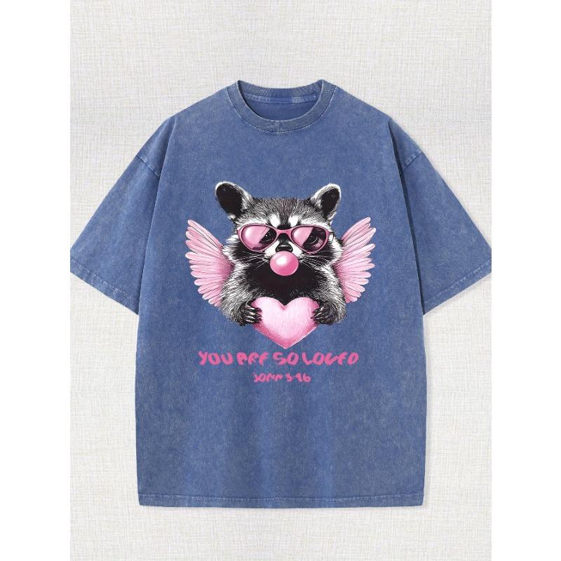 Men's Vintage Washed Cotton T-Shirt - Casual Loose Fit, Round Neck, Short Sleeve with Unique Raccoon Print and Heart Detail