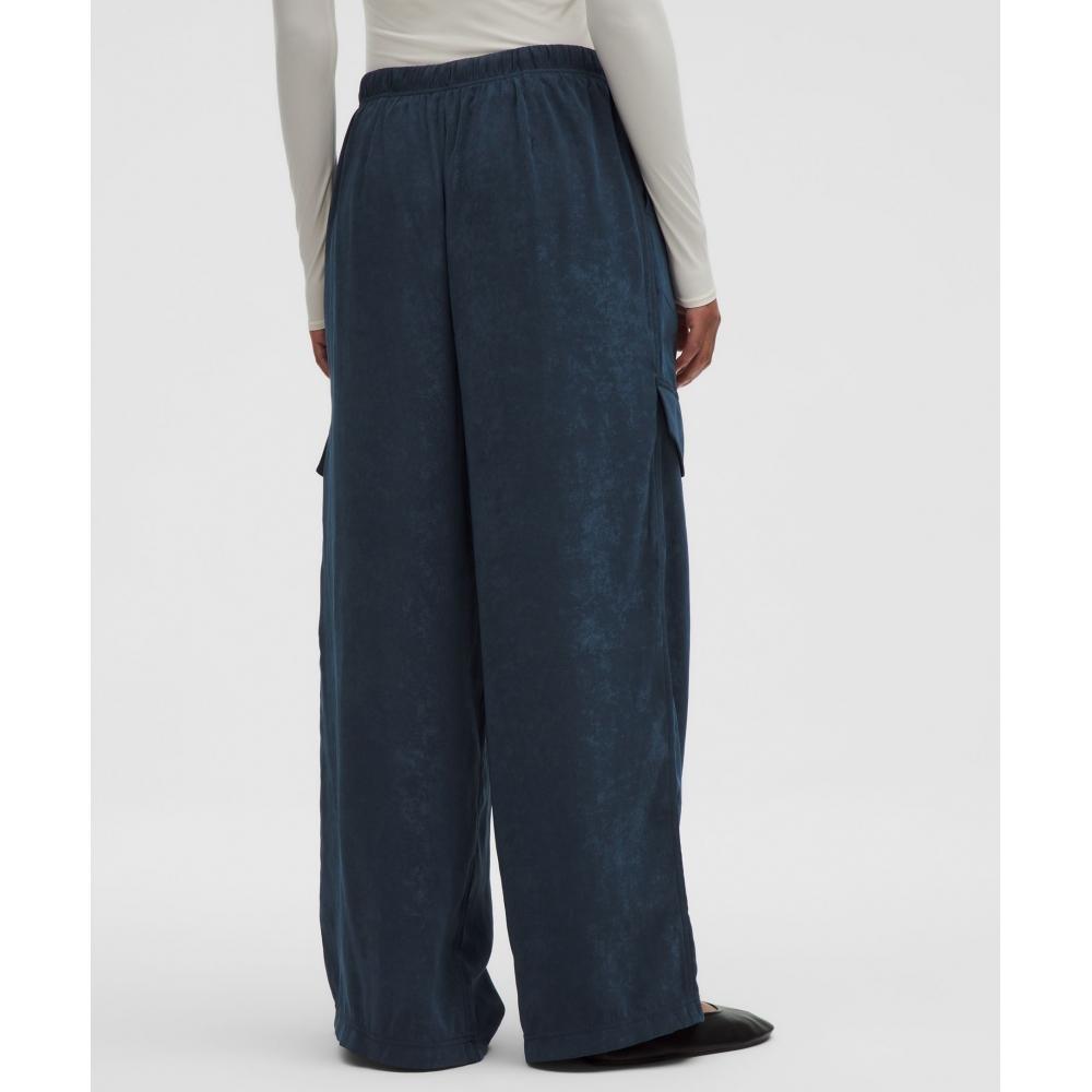 Lululemon Matte Satin Relaxed Fit Mid Rise Cargo Pant True Navy