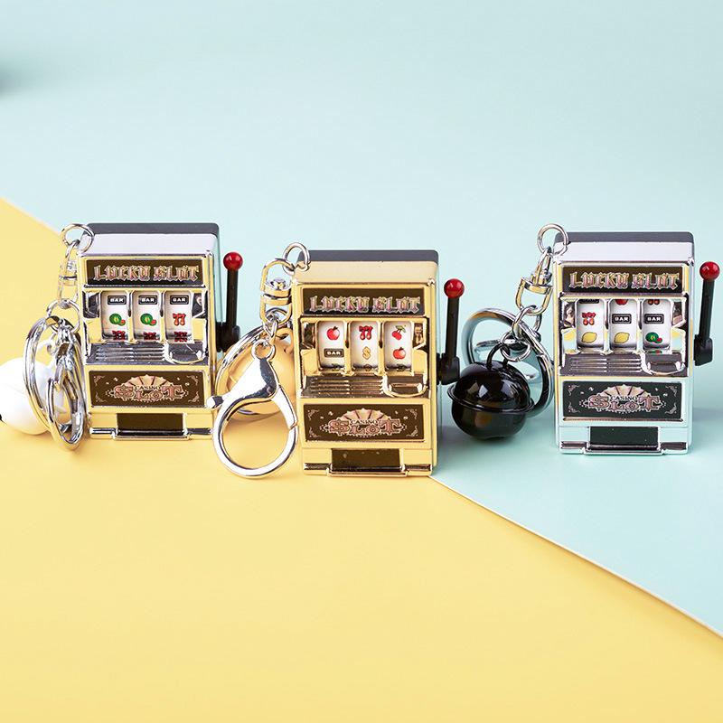 Mini Chaveiro de Jogo de Girar Frutas Desenho Animado: Brinquedo de Sorteio Balançante