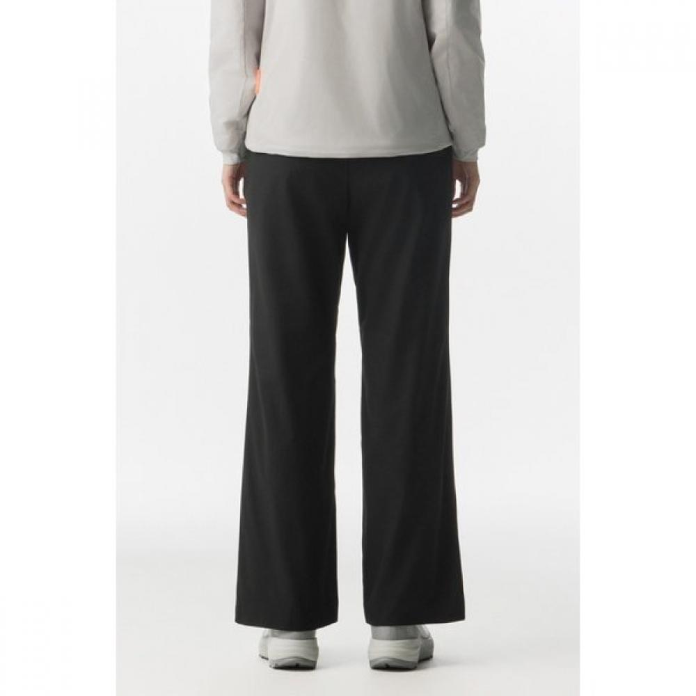 KOLON SPORT Women S Pintuck pantS jkpnS25142blk