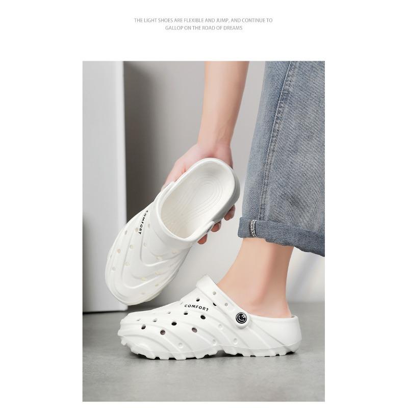 Shit-feeling Hole Shoes for Men and Women, New Summer Outdoor Beach Slippers, Home Indoor Sandals, Soft-soled Slippers