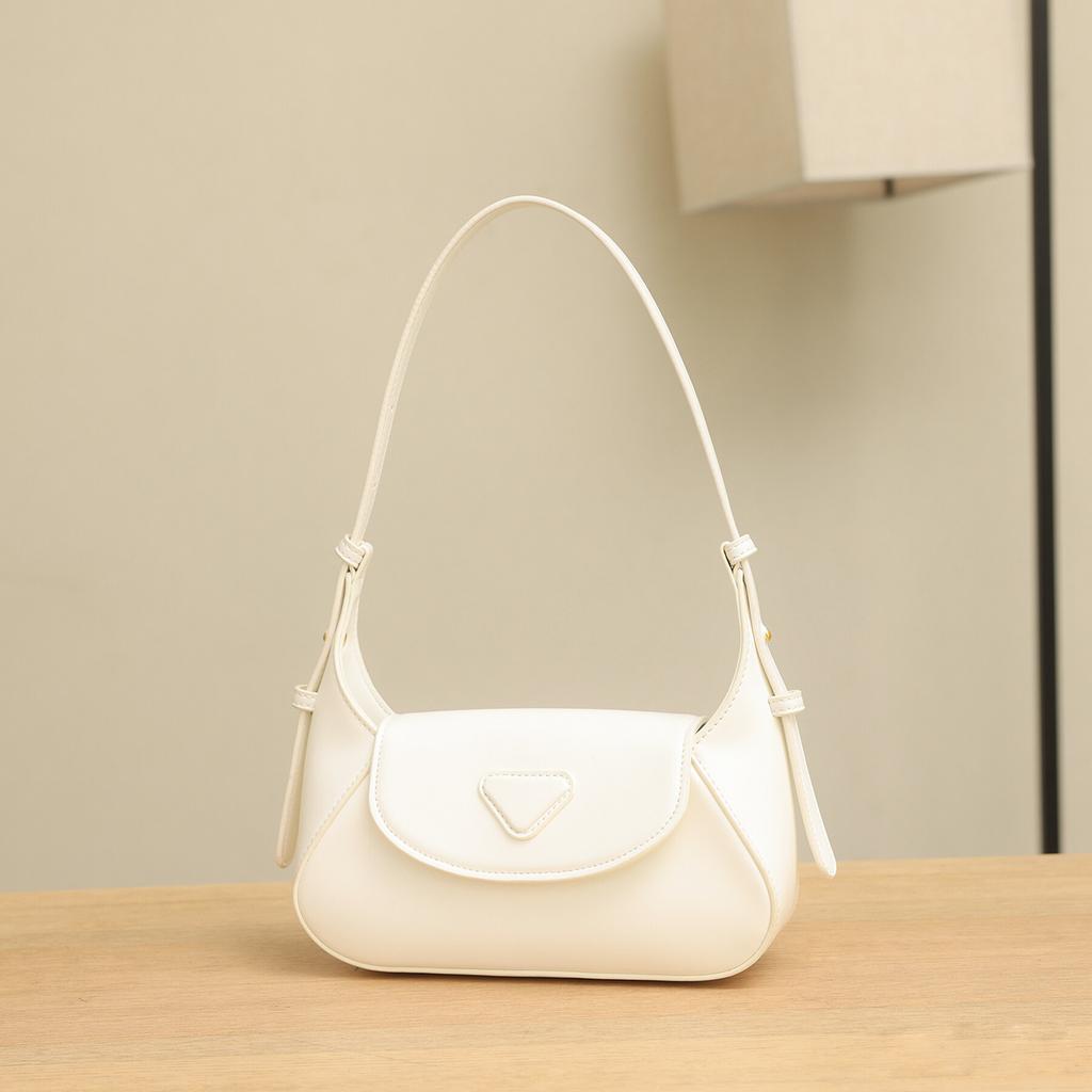 2024 Summer New Niche Design Elegant Underarm Baguette Bag for Women, Fashionable Versatile Shoulder and Crossbody Commuting Bag