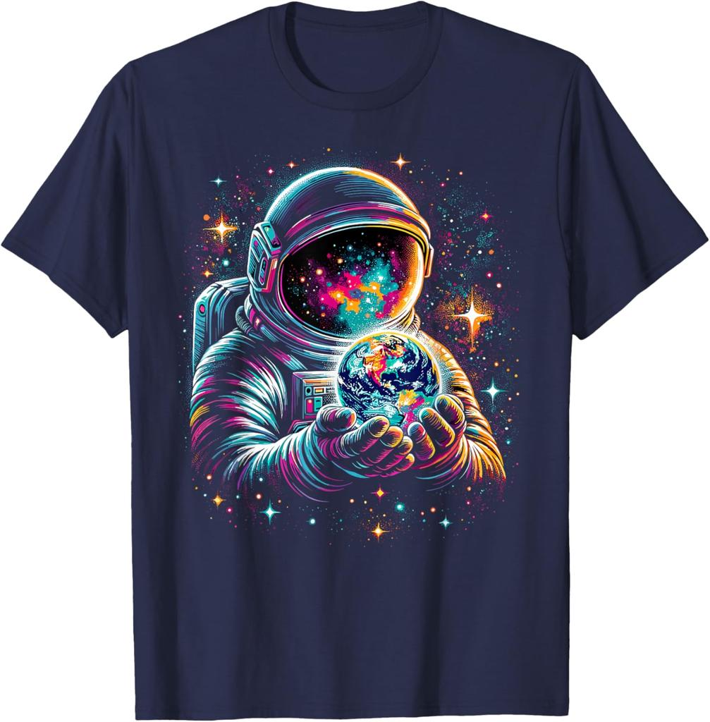Astronaut Holding Earth Graphic Tee Retro Space Constellation Print Men Casual Trip T-Shirt