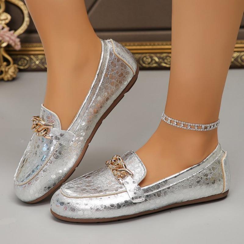 Large Size Doudou Shoes Women's Spring and Autumn New Round Head Metal Buckle Shallow Mouth Comfortable Flat Bottom Women's Casual Shoes