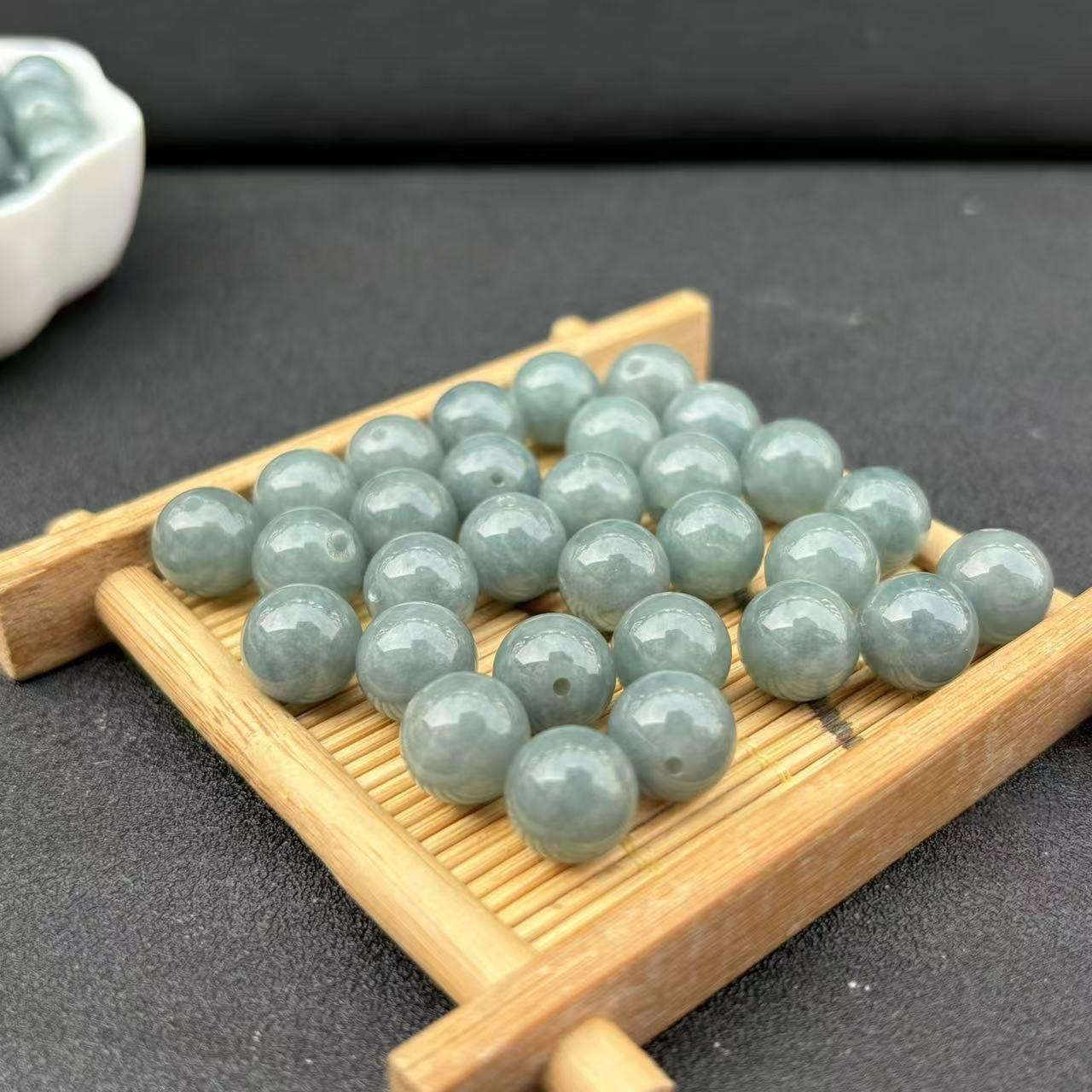 Jade Ice Blue Chalcedony Round Beads: Old Style Handmade DIY Bracelet Accessories Approx. 6mm