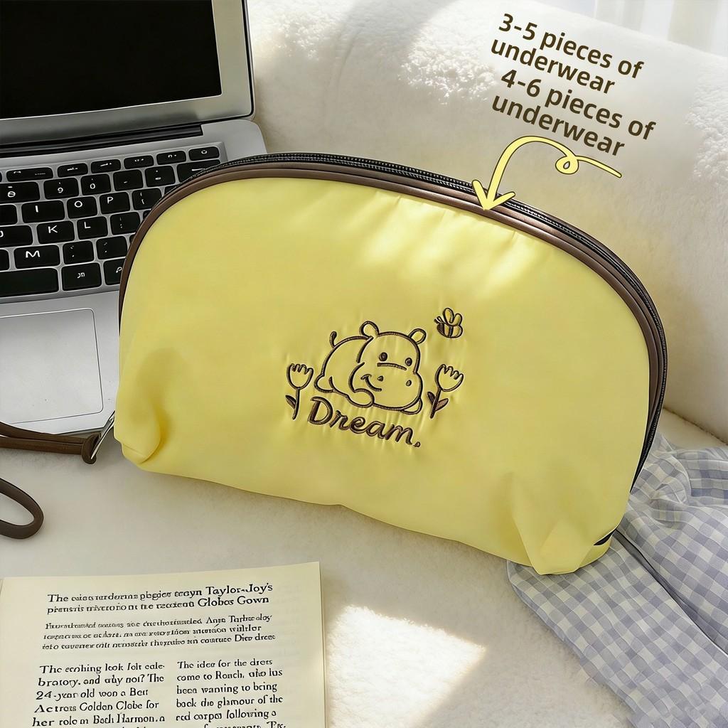 Travel Organizer Bag With Large Capacity For Clothing And Toiletries Made Of Polyester Perfect For Home And Trip Use
