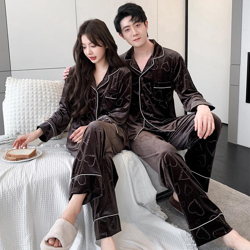Luxurious Gold Velvet Couple Pajamas – Thick, Long-Sleeved, Plus-Size for Autumn/Winter, Suitable for Home or Outdoor Wear