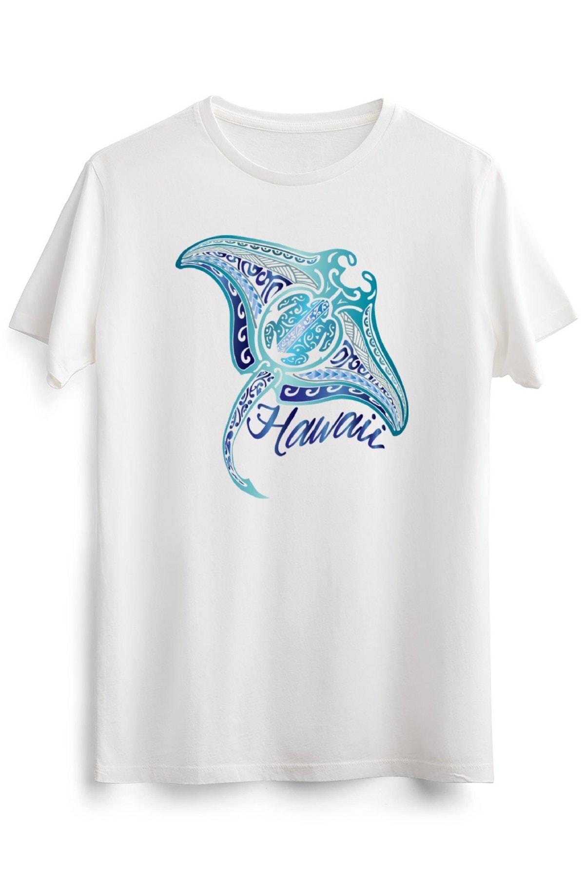 

Самец белого гавайского племенного манты