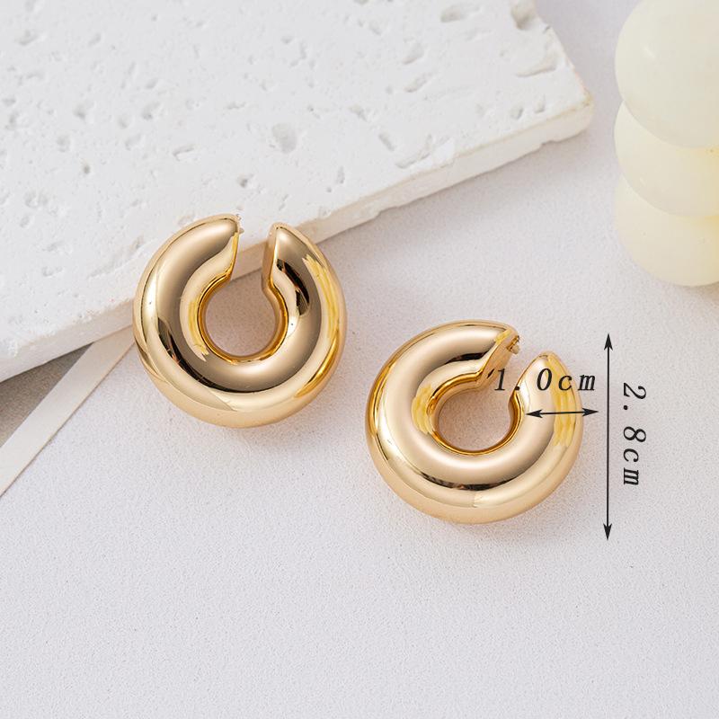 

Модные геометрические серьги-клипсы в форме буквы C, толстые серьги-клипсы, ювелирные изделия в стиле ретро, не требующие пирсинга, массивные круглые серьги-каффы для женщин