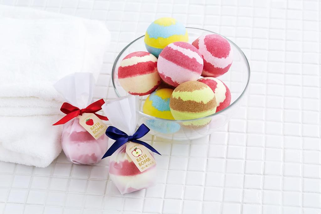 Fruit Forest Fruit Party Marble Bath Bomb Freshly Picked Strawberries 150g for Mom White Living - (Gift Friends, Graduation, Welcome, Farewell, Day,