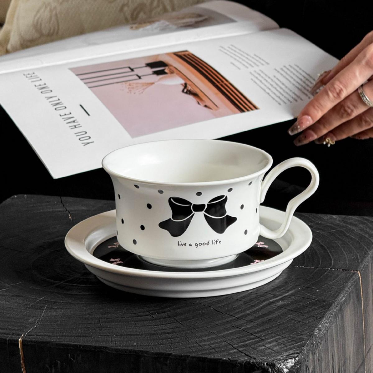 

Pink and Black Bow Ceramic Coffee Cup Saucer Set Creative Hand Pinch Ceramic Cup Household Water Cup Tea Cup Breakfast Cup 300ml