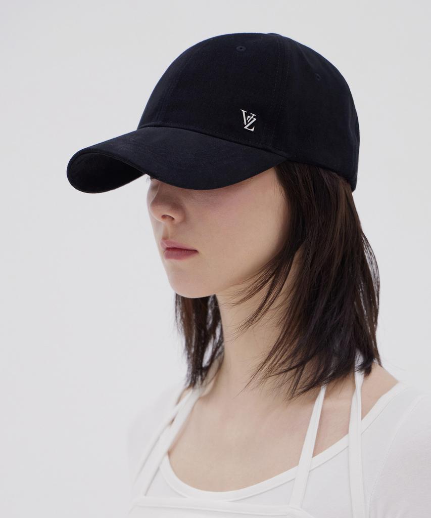 Bajal Vz Minimal Studded Ball Cap Black