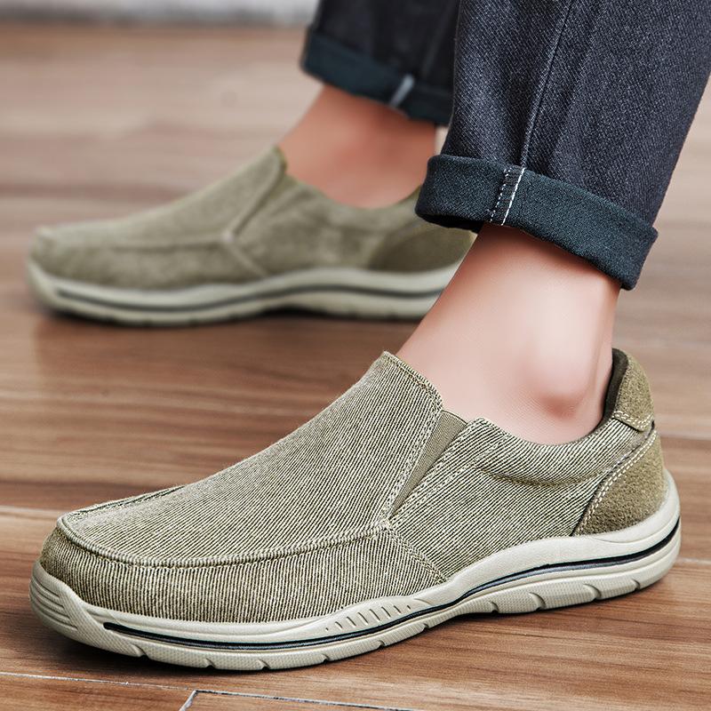 [Factory Direct Sales] Large Size Canvas Shoes Men's Old Beijing Cloth Shoes One Pedal Thick-soled Men's Loafers 47