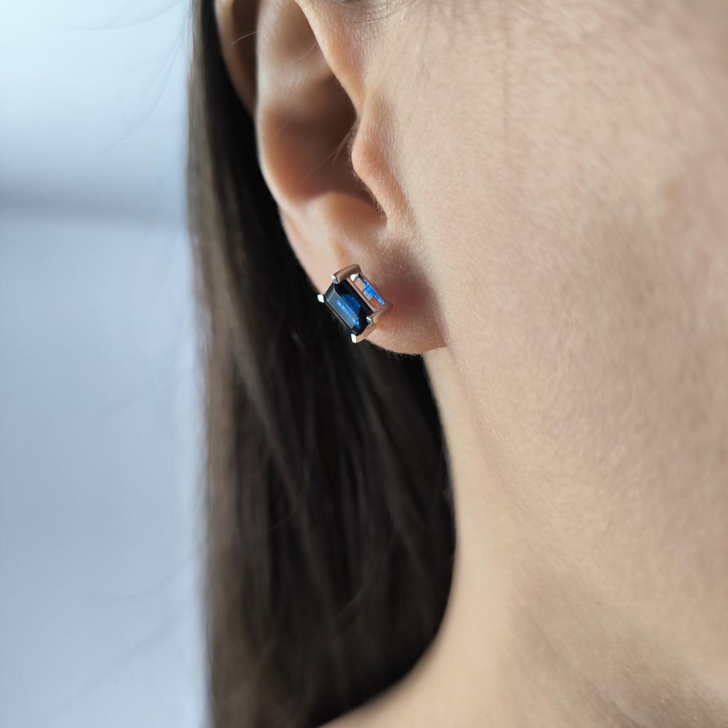 Серебряные серьги с сапфиром nano 1.675ct (2203407)
