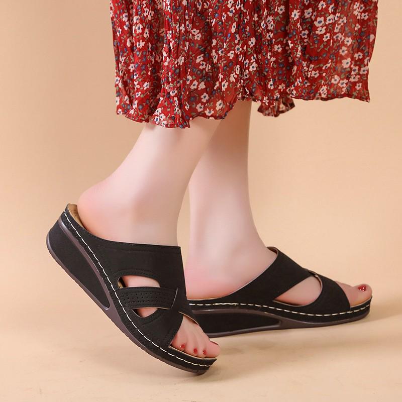 European & American 2026 Summer Women s Outdoor Wedge Sandals - Retro Hollowed-Out Design 40 чёрный