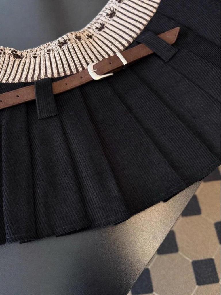 Korean Style Spicy Girl High-Waisted Knit Midi Skirt: Petite Patchwork Pleated Skirt for Women, Age-Reducing and Slimming, Autumn/Winter.
