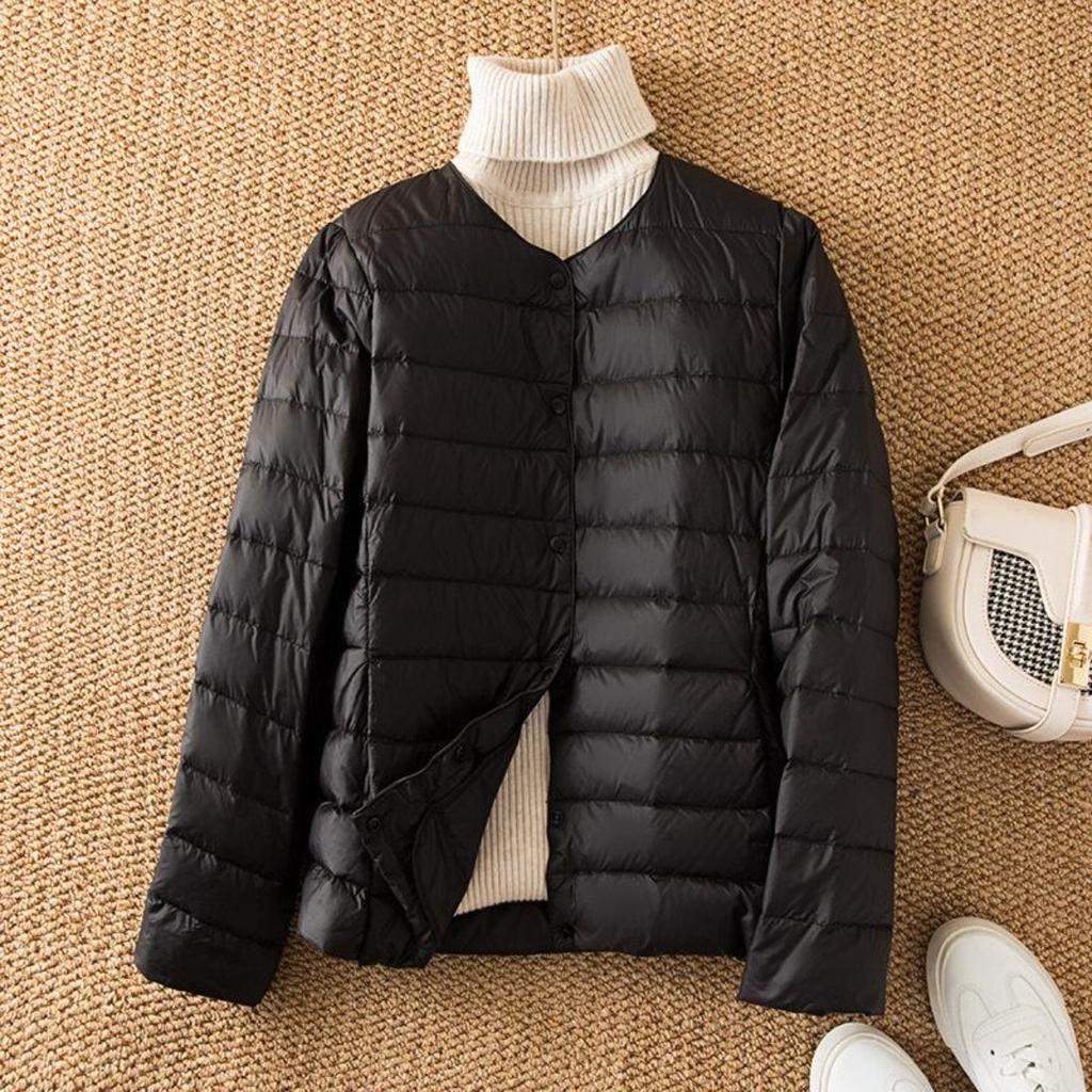 Lightweight Down Jacket for Women Short Style with White Duck Down Inner Lining Worn On The Outside and Paired with Round Neck Warm Oversized Jacket