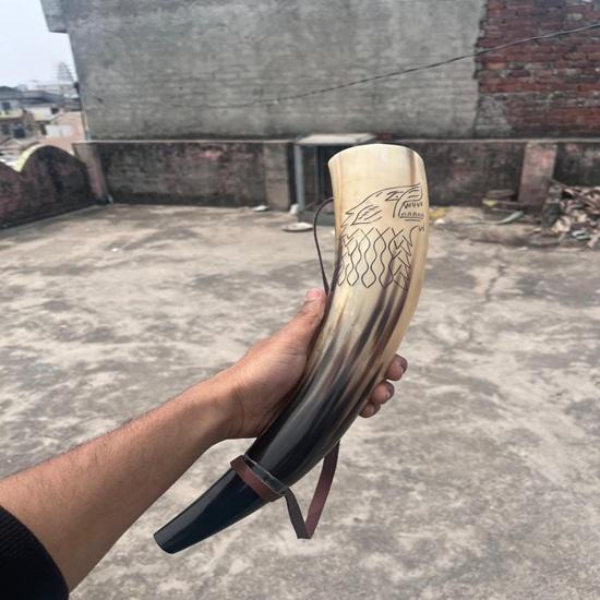 40.64 Cm Hand Engraved Viking War Horn Natural Ox Horn Battle Trumpet Medieval Cosplay Accessory Gift Wedding, Thanksgiving, Christmas