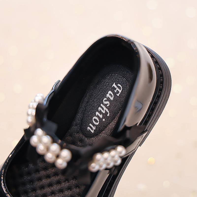 Children's Black Casual Shoes, New Autumn Fashion for Girls, Beaded Bowknot Patent Leather Princess Little Shoes