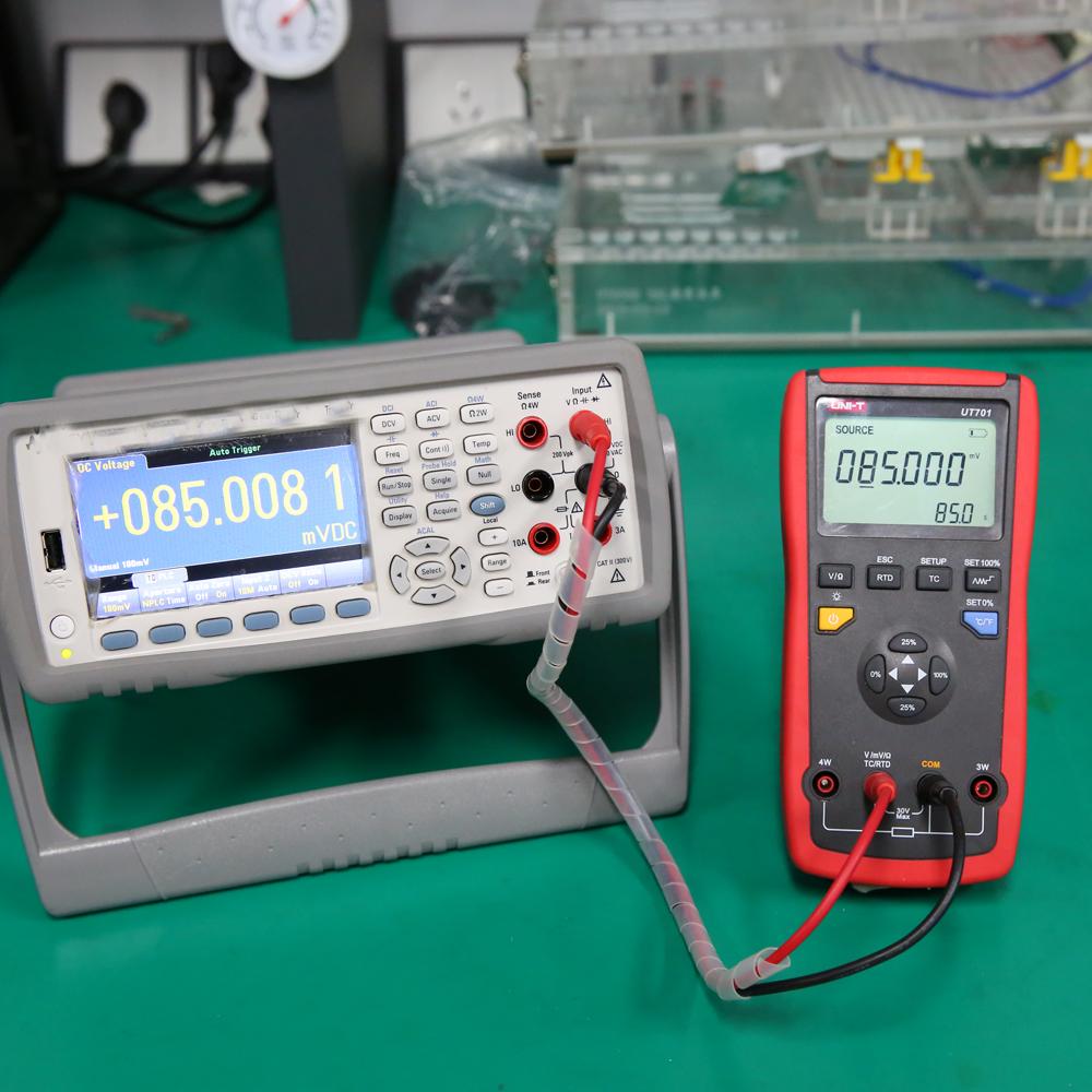  UT701 Temperature Calibrator J/K/T/E/R/S/B/N/Wre RTDs mV ResistanceThermocouple output thermistor output temperature detec