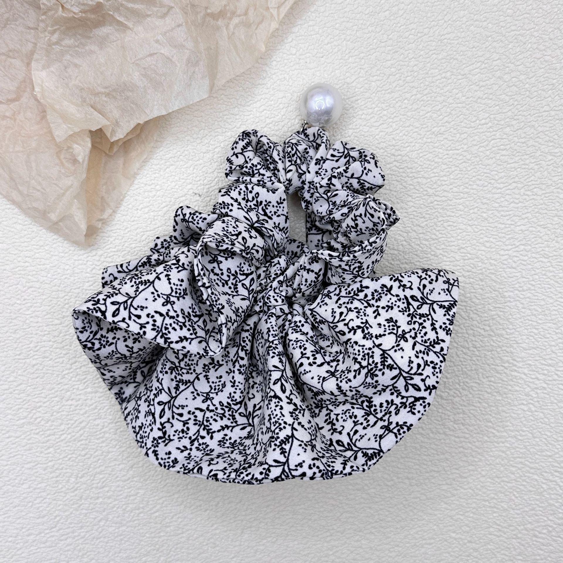 

Корейская резинка для волос с цветочным узором и жемчугом, с лентой в виде капли воды - Стильная женская резинка для волос грязно-белый