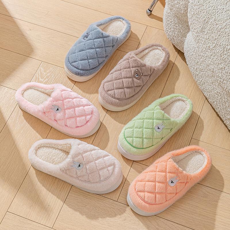 Cartoon pineapple type stepping on shit hair slippers autumn and winter indoor home hotel homestay couple cotton slippers