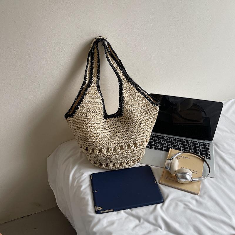 Spring Vacation Style Large-capacity Underarm Bag Women's New Fashion Straw Bag High-end Tote Bag