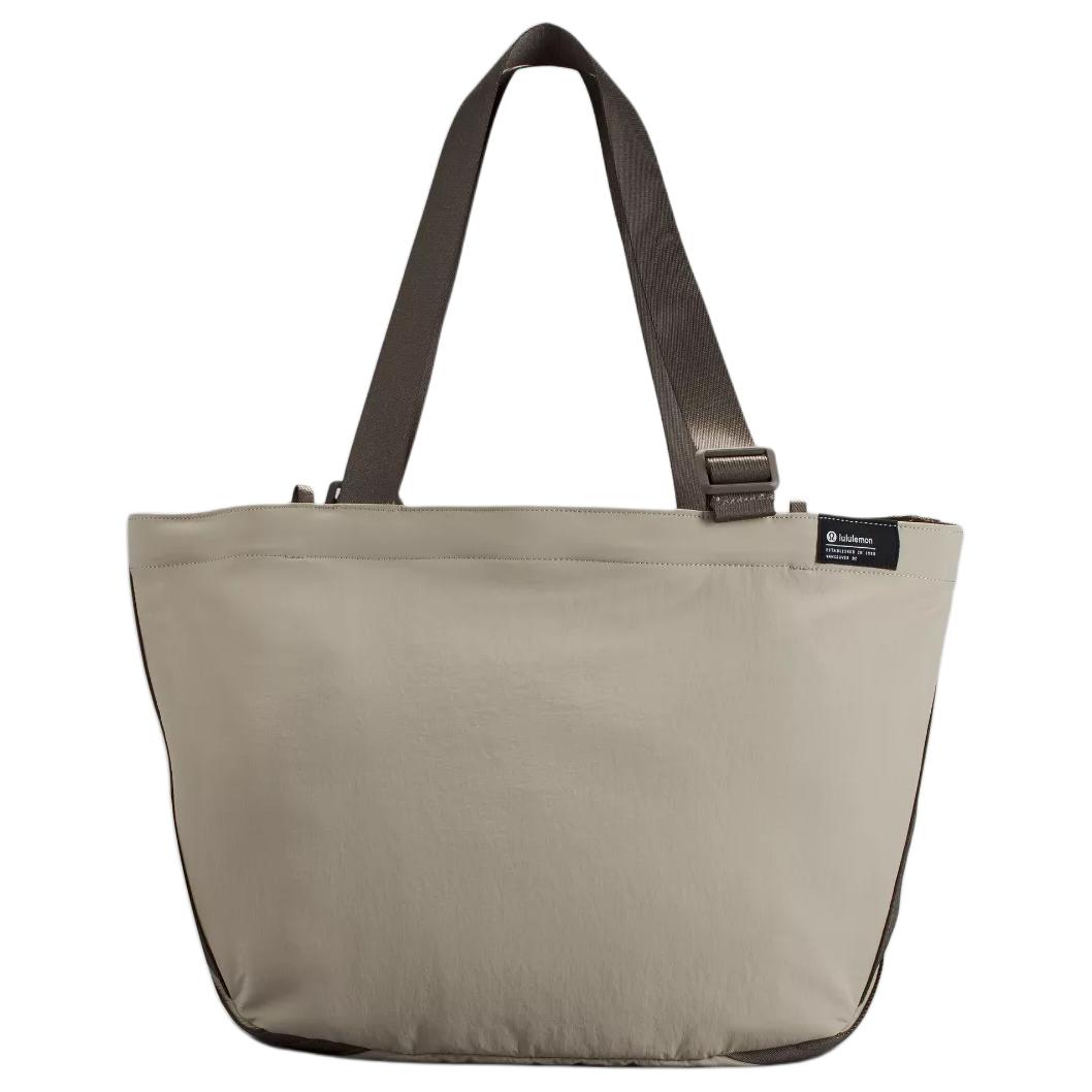 Lululemon Clean Lines 22L Zipper Closure Recycled Nylon Tote Bag Women tote bags Light-Camel LU9APIS-049245 Light Camel