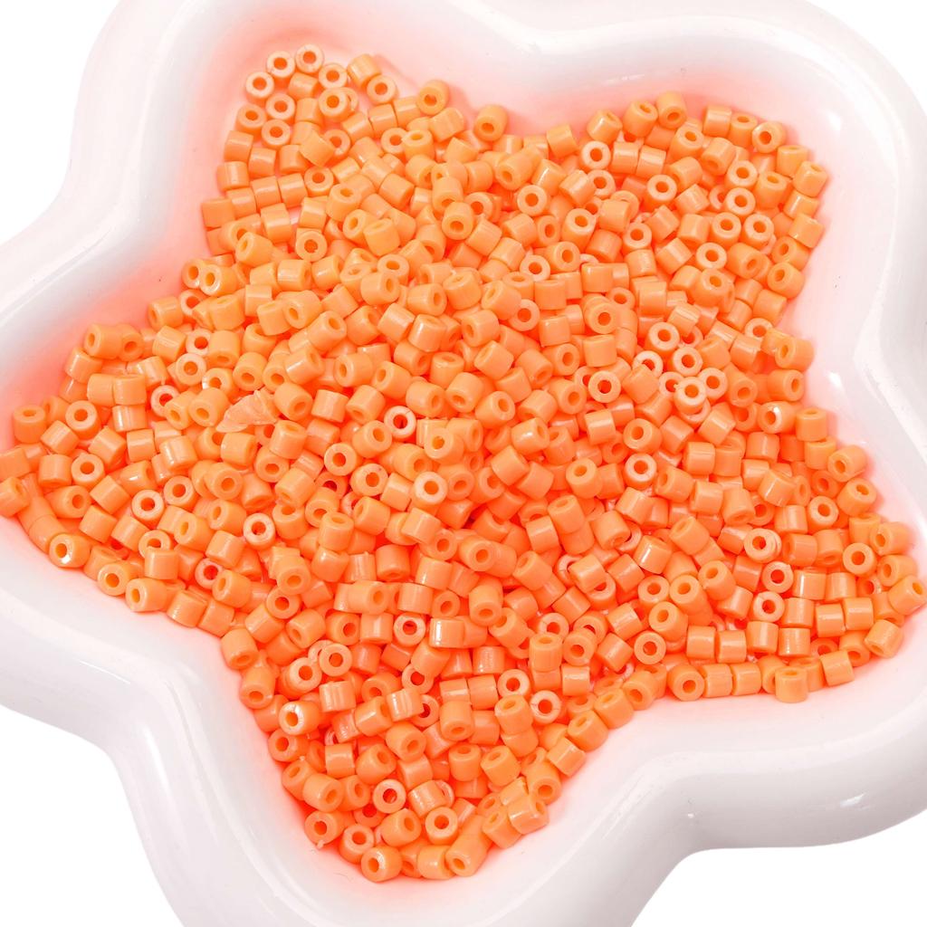 300pcs 4mm Acrylic Short Tube Beads Solid Color Seed Beads Accessories For DIY Jewelry Making