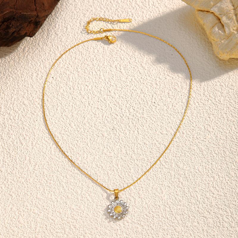 Windmill Sunflower Pendant Necklace Women Light Luxury Collarbone Chain Small Sense Advanced Titanium Steel Colorfast Jewelry