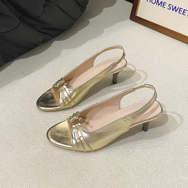 

Лето 2025 новые французские плиссированные нишевые босоножки-стилеты на ремешке-однословном женские премиальные каблуки цвета шампанского золота 39 золотой