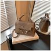 Retro Commuter Texture Lock Buckle Gentle Temperament Handbag Versatile Crossbody Lock Buckle Bag
