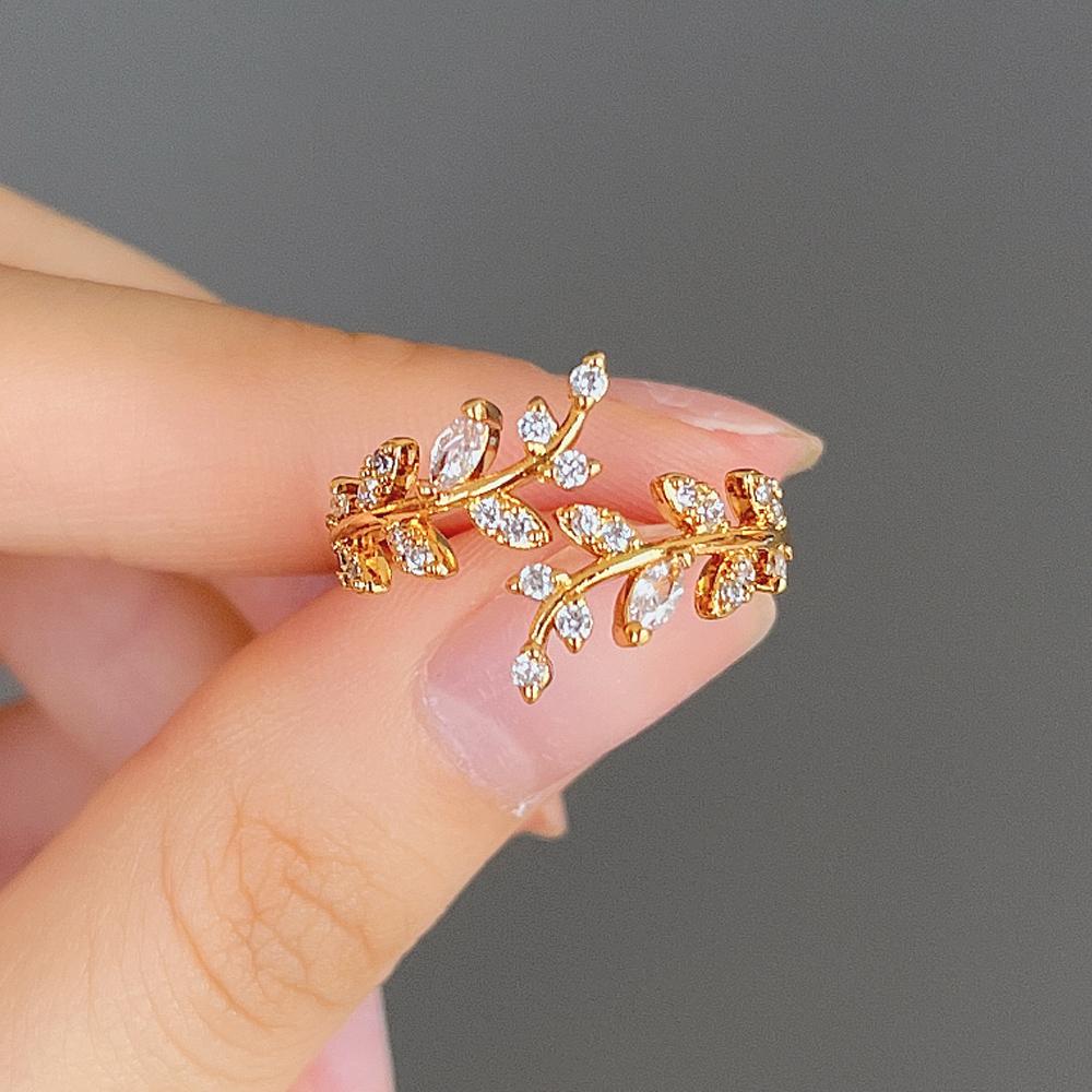 Huitan Fancy Leaf Design Adjustable Opening Rings for Women Sparkling Cubic Zirconia Olive Ring Party Daily Wear Fashion Jewelry