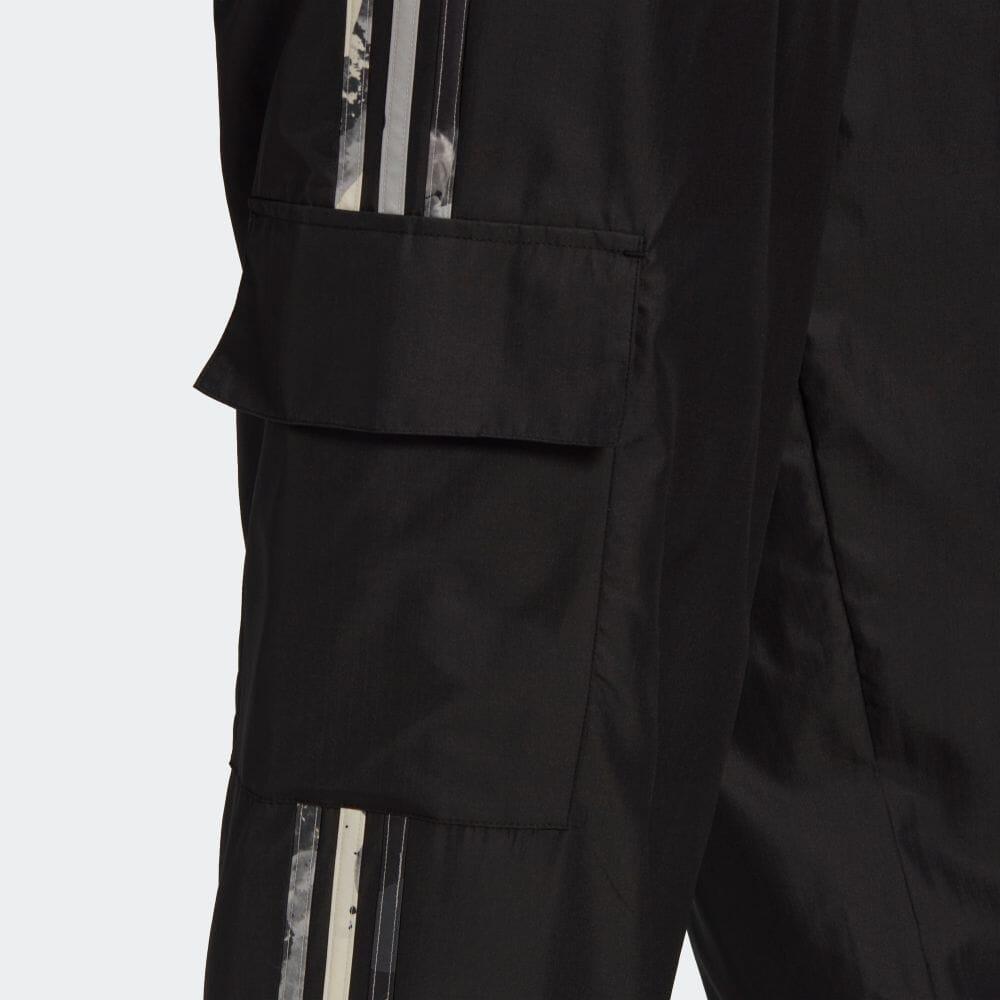 Adidas Originals Trefoil Logo Print Loose Fit Pocket Detail Cargo Pants Men Pants Black HK2809
