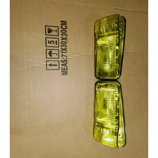 2008 ISUZU 700P NPR Plastic Colored Door Side Light for Truck
