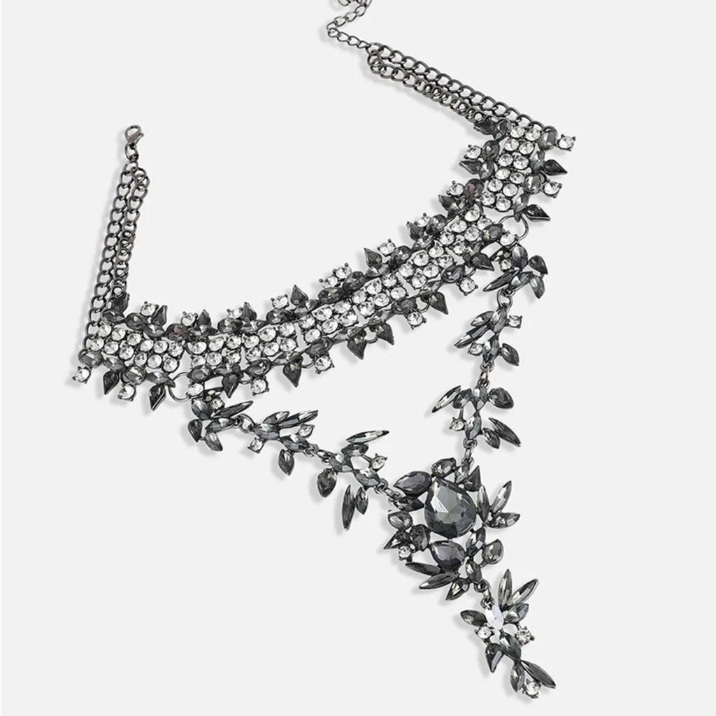 Statement Women's Geometric Choker Necklace, Gun Black Rhinstone Collarbone Chain for Party & Evening
