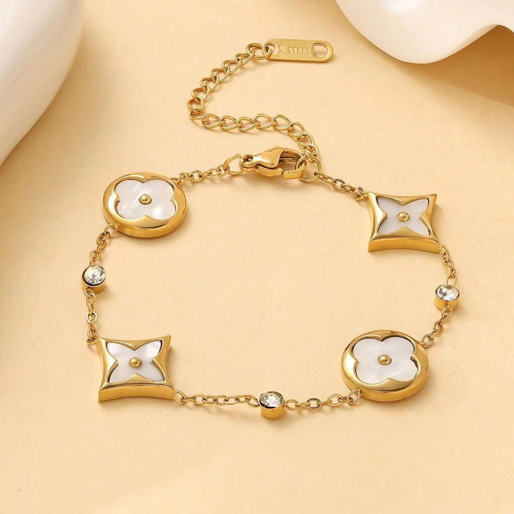 Titanium steel non fading clover bracelet, shell five flower 18K bracelet