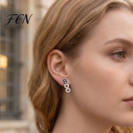 Sparkling Crystal Alloy Earrings 1 Pair Halloween BOO for Women, Sparkly Rhinestone Boo Elegant Drop Letter Stud Earrings, Holiday Costume Jewelry